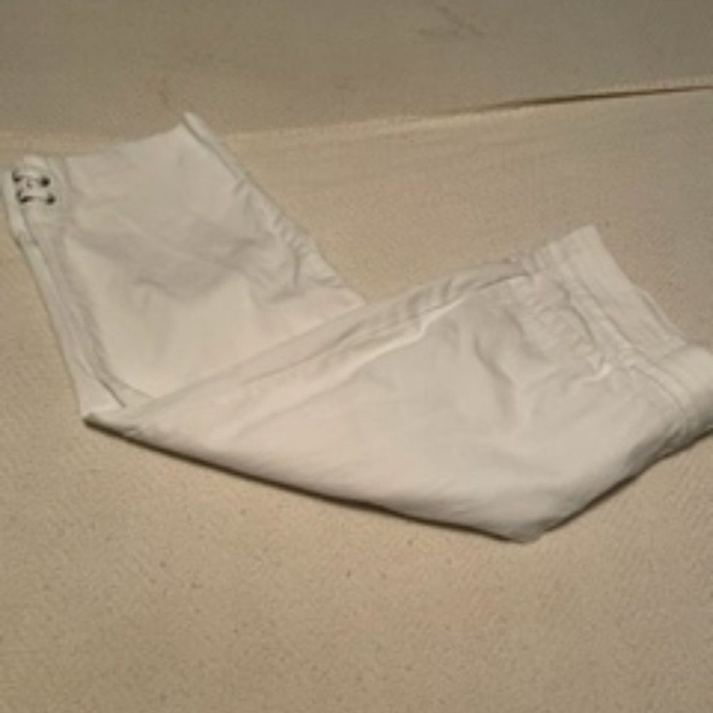 Studio Works Capri Pants size 14 Leg Detail